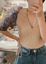 puff sleeve crossover top (beige/olive)